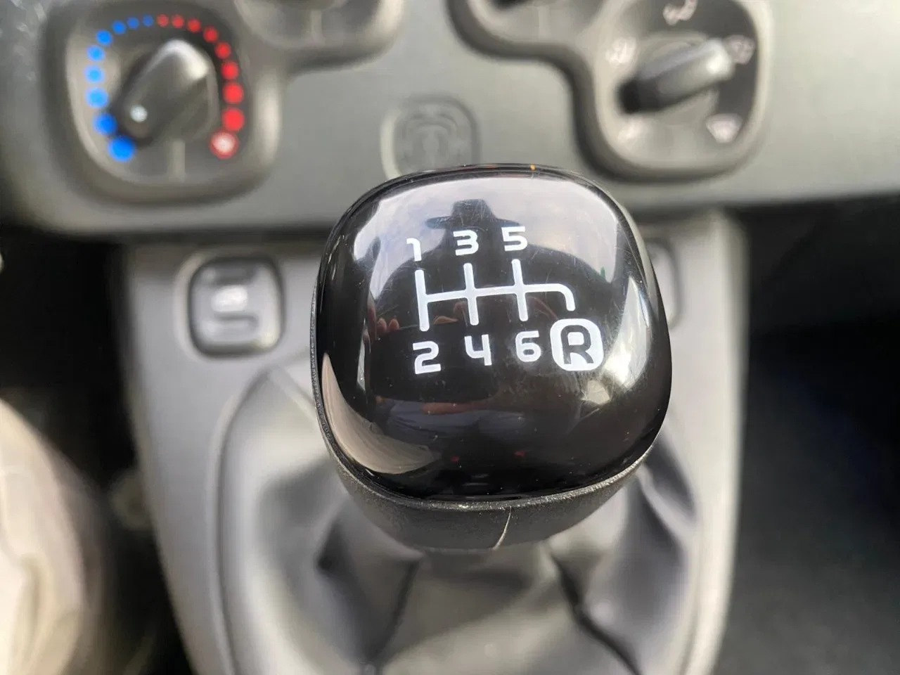 Fiat Panda Cross Panda 1.0 firefly hybrid Cross s&s 70cv 5p.ti foto 15
