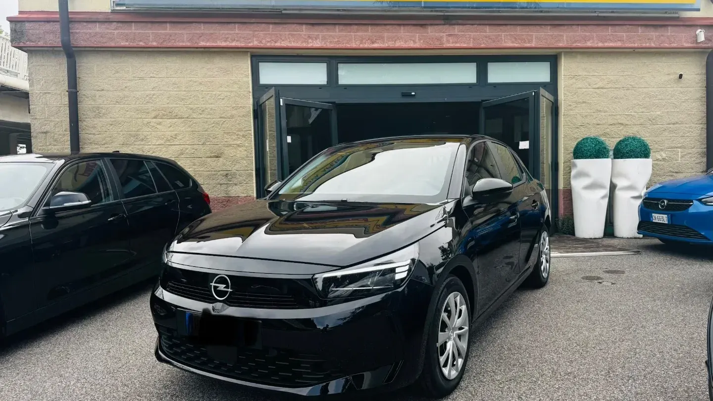 Opel Corsa 1.2 100 CV CON CATENA