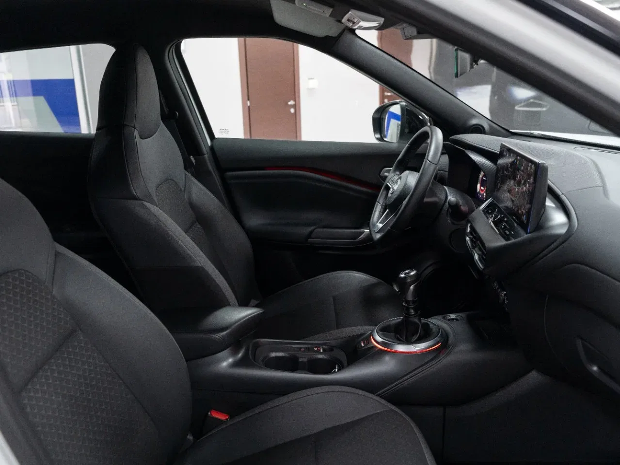 Nissan Juke 1.0 DIG T N-Connecta 114CV foto 14
