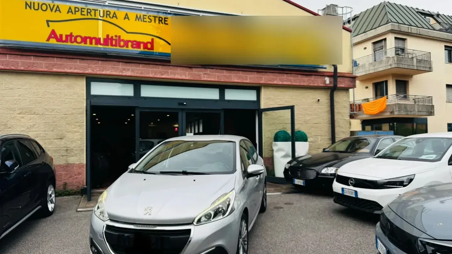 Peugeot 208 BlueHDi 75 5p. Active