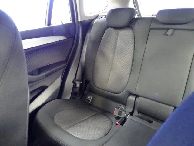 BMW X1 sDrive 18d Advantage AUT EU6 foto 9