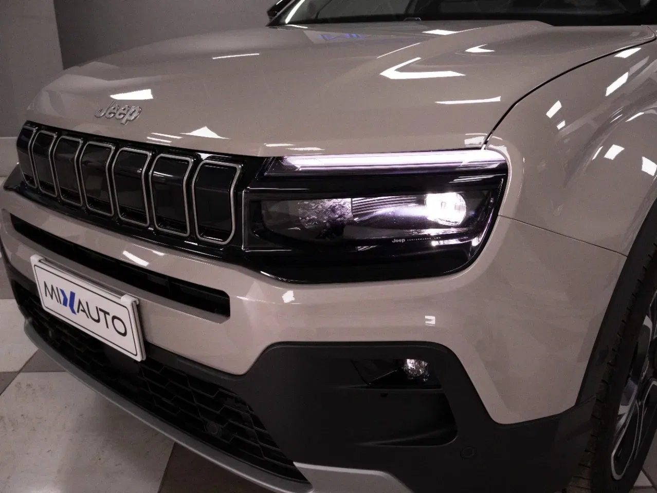 Jeep Avenger 1.2 Turbo Summit FWD 100CV foto 10