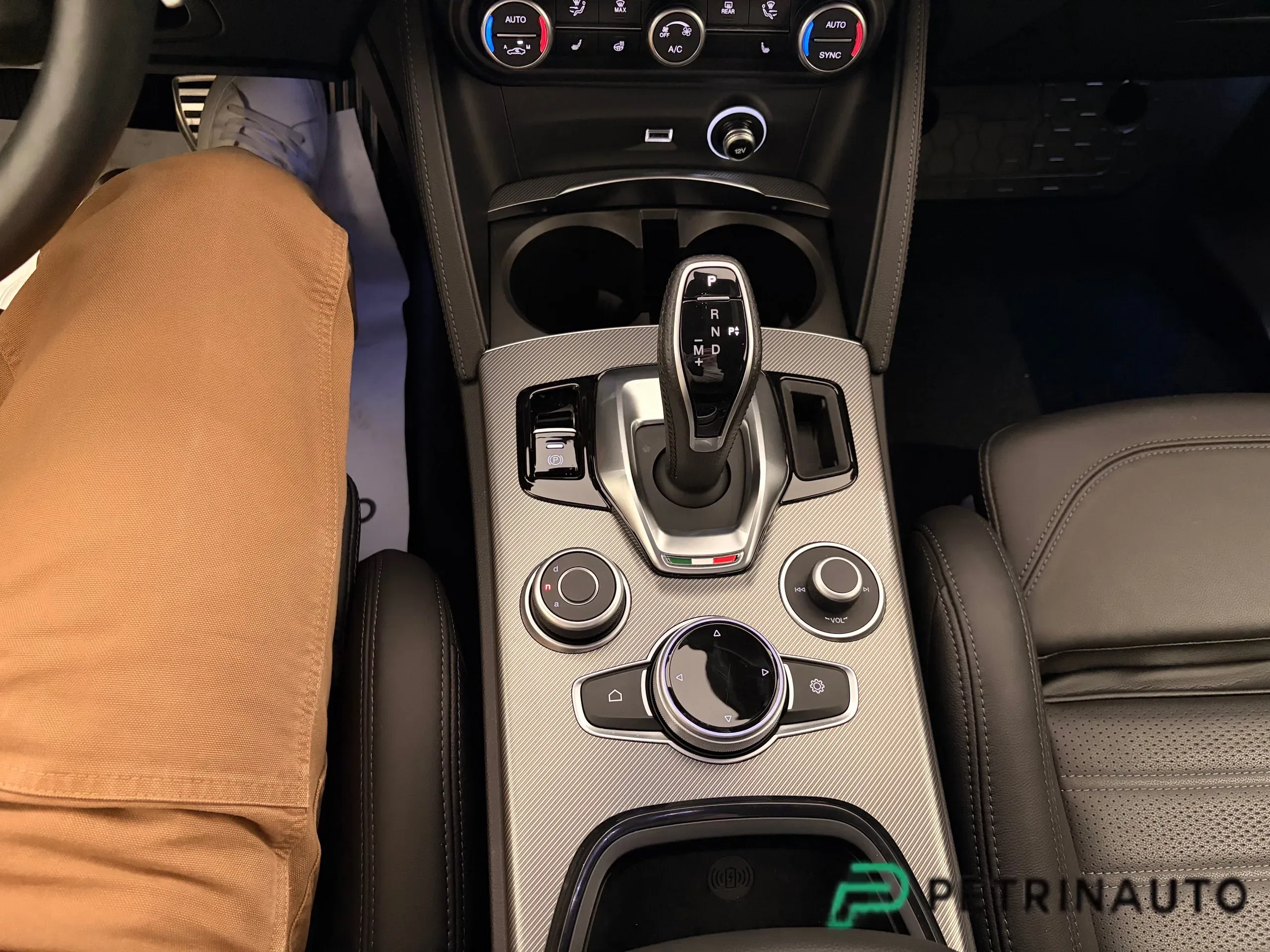 Alfa Romeo Stelvio 2.2 t Veloce Q4 210cv auto Nazionale foto 19