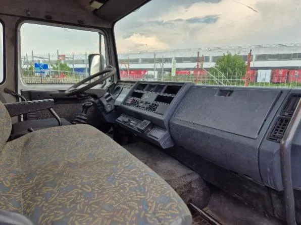 Renault M 180 GRU 14 mt - Ribaltabile trilaterale foto 8