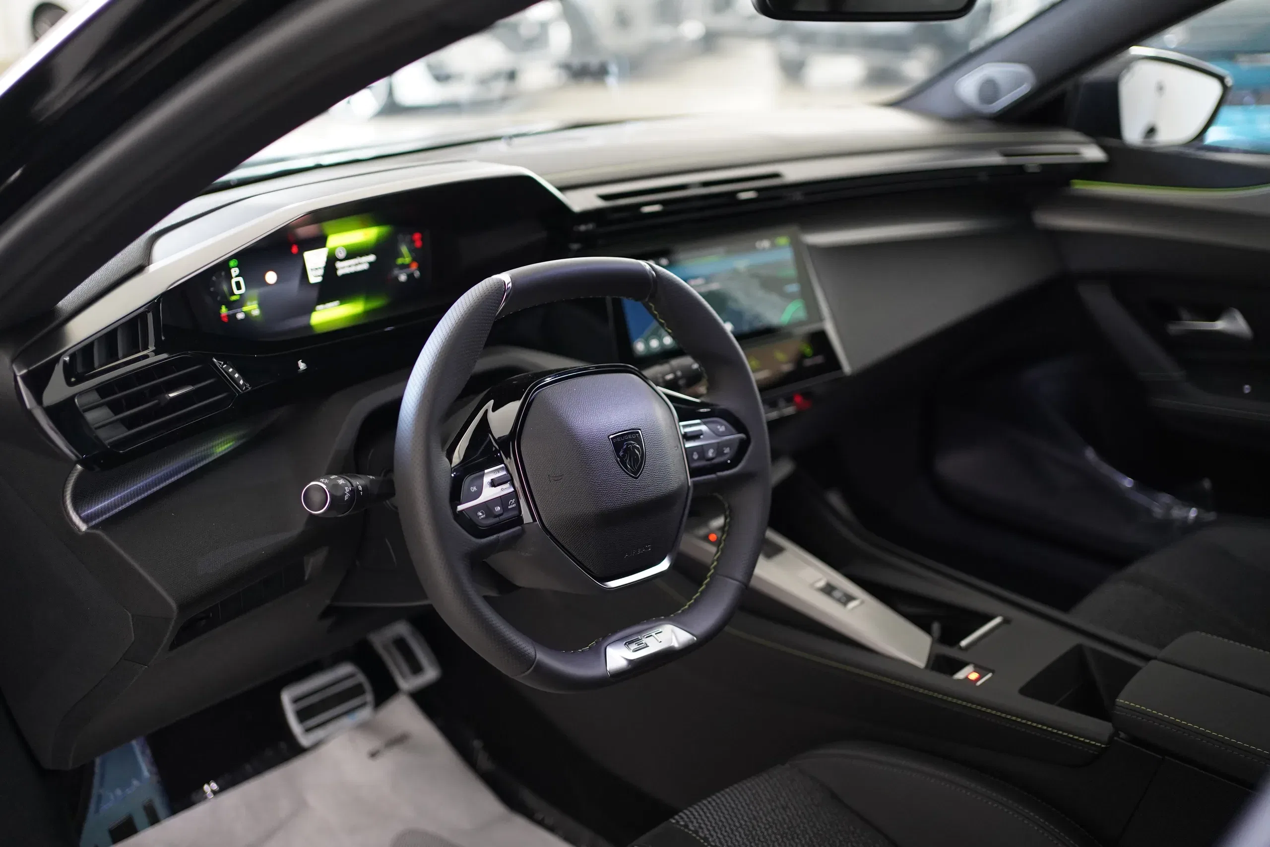 Peugeot 308 Hybrid 136 e-DCS6 GT foto 4