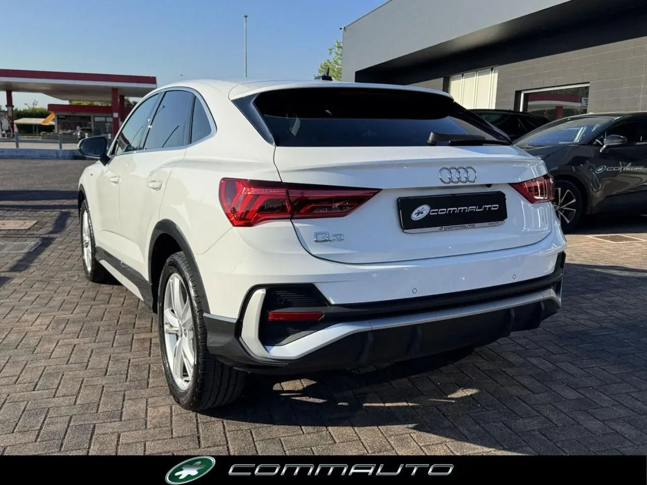 Audi Q3 SPB 35 TDI S tronic S line edition foto 6