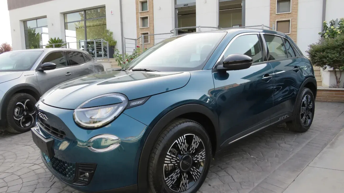 Fiat 600 Hybrid 110 CV DCT MHEV