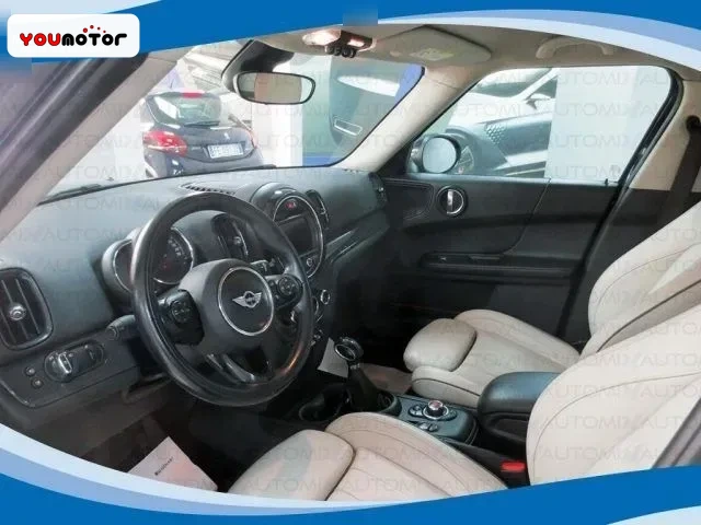 MINI Cooper D Countryman 2.0 150 CV AUT EU6B foto 3