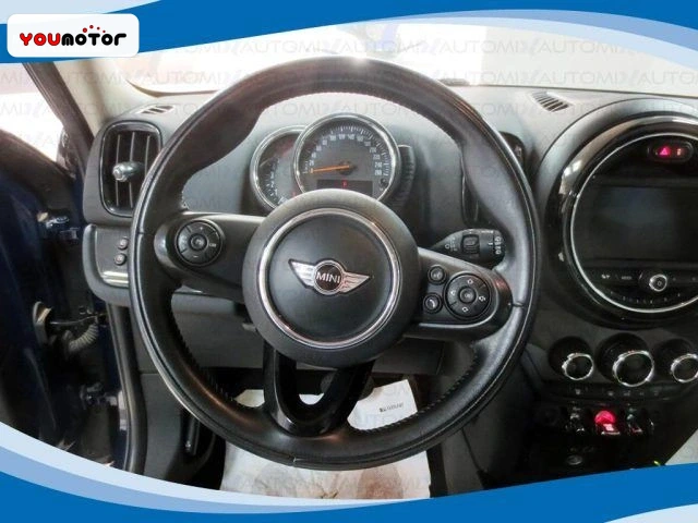 MINI Cooper D Countryman 2.0 150 CV AUT EU6B foto 4