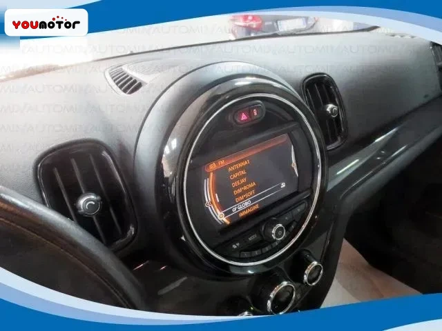 MINI Cooper D Countryman 2.0 150 CV AUT EU6B foto 5
