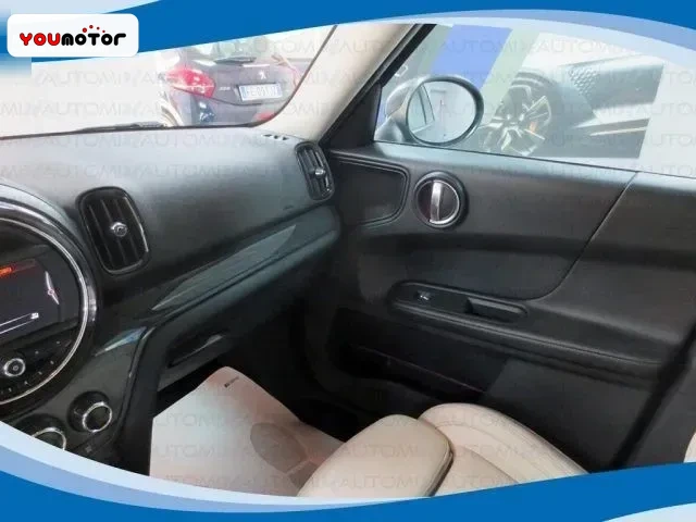 MINI Cooper D Countryman 2.0 150 CV AUT EU6B foto 10