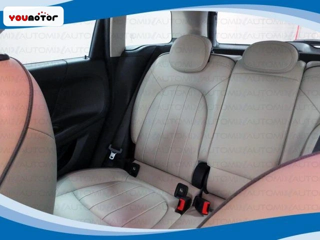 MINI Cooper D Countryman 2.0 150 CV AUT EU6B foto 11