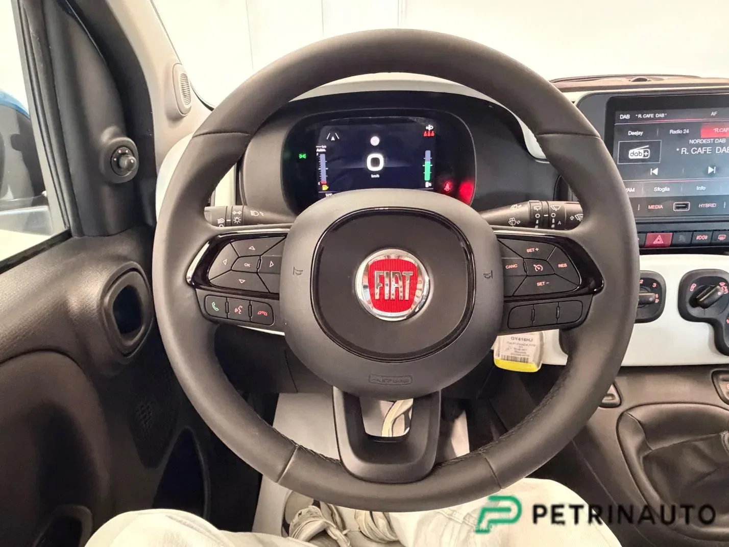 FIAT Panda 1.0 FireFly S&S Hybrid Pandina Cross 5 Posti Km.0 foto 12