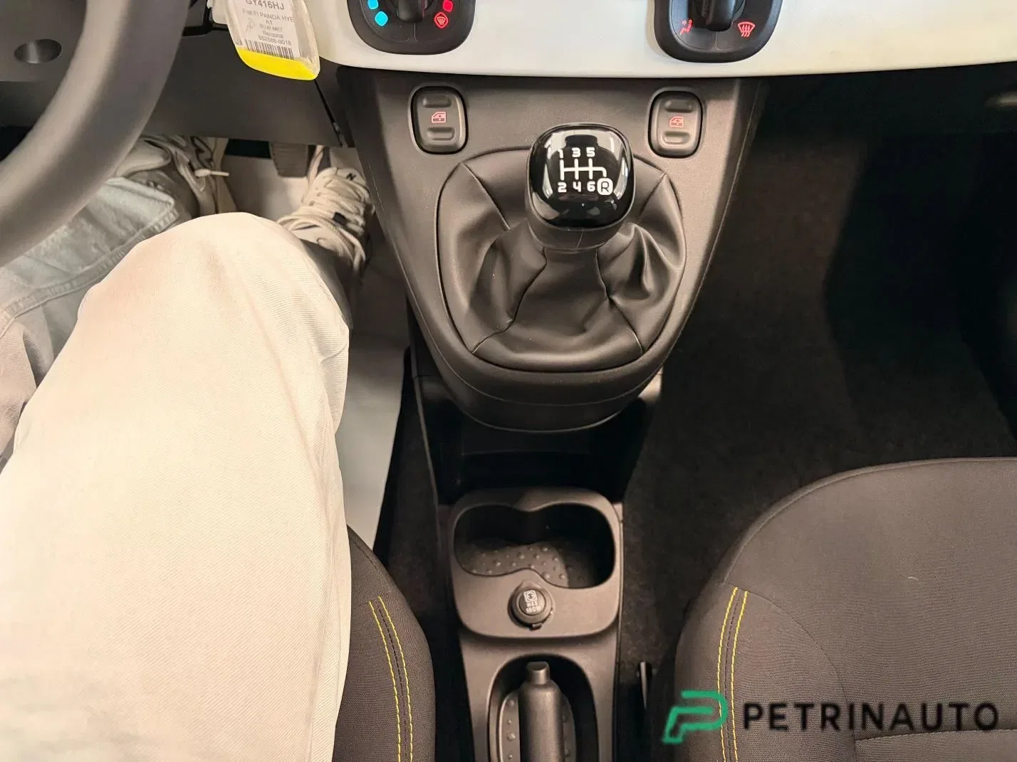 FIAT Panda 1.0 FireFly S&S Hybrid Pandina Cross 5 Posti Km.0 foto 18
