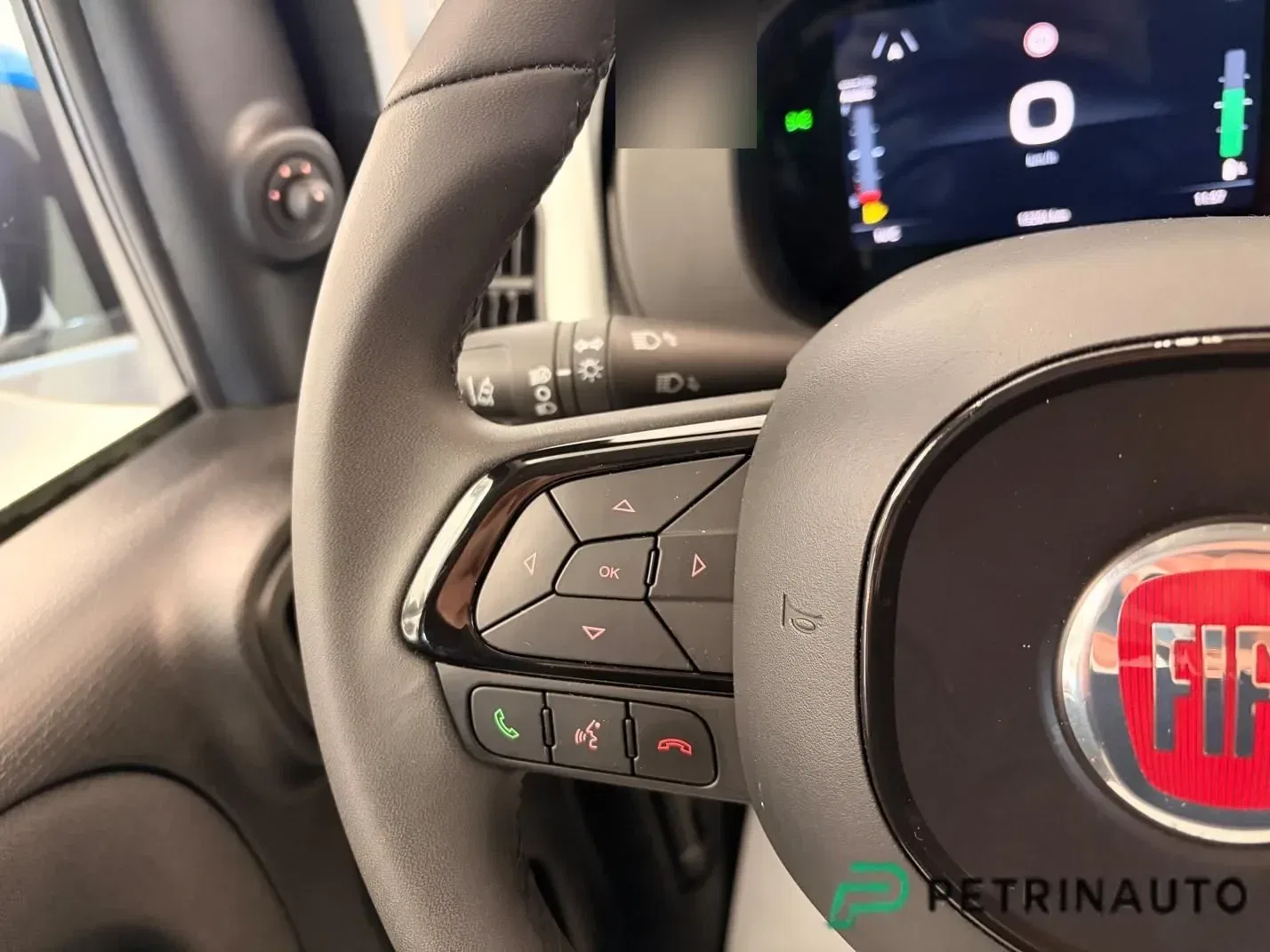 FIAT Panda 1.0 FireFly S&S Hybrid Pandina Cross 5 Posti Km.0 foto 13