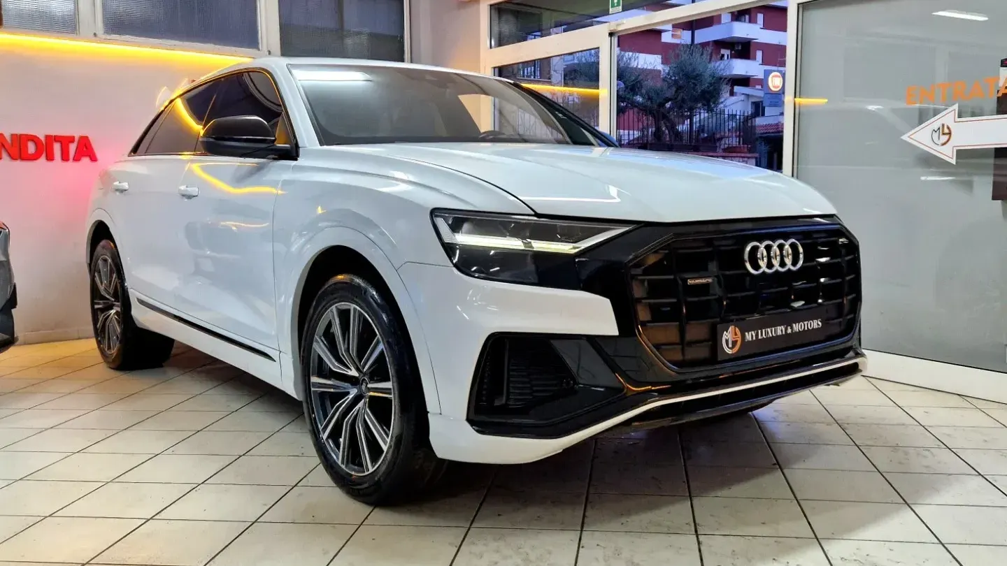Audi Q8 SUV TDI qu. 170 kW tiptr. S line ed.