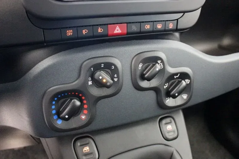 Fiat Panda 1.0 FireFly S&S Hybrid Icon foto 11