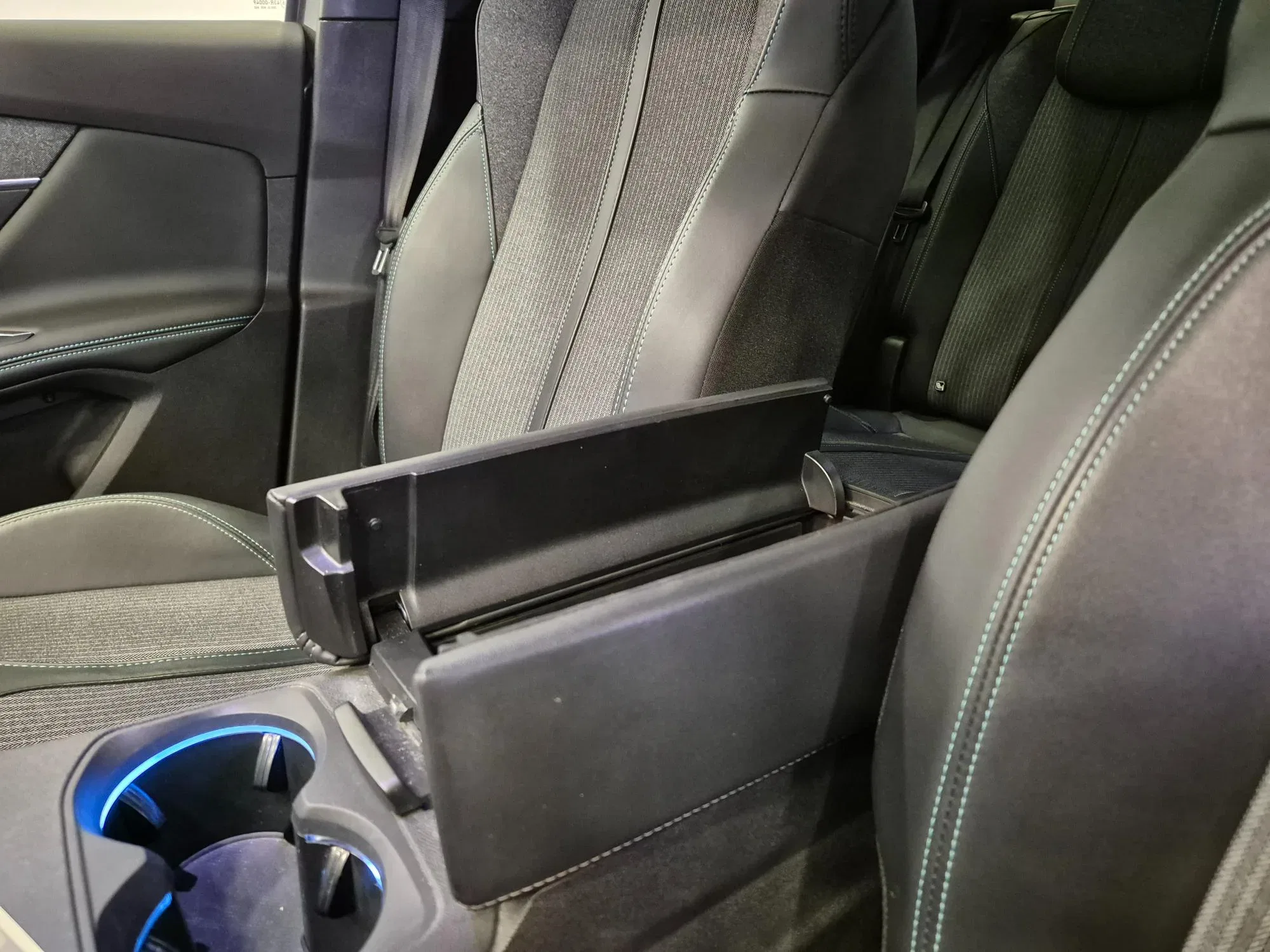 Peugeot 3008 1.5 bluehdi Allure s&s 130cv eat8 N1 - NEOPATENTATI - Cam - Carplay foto 36