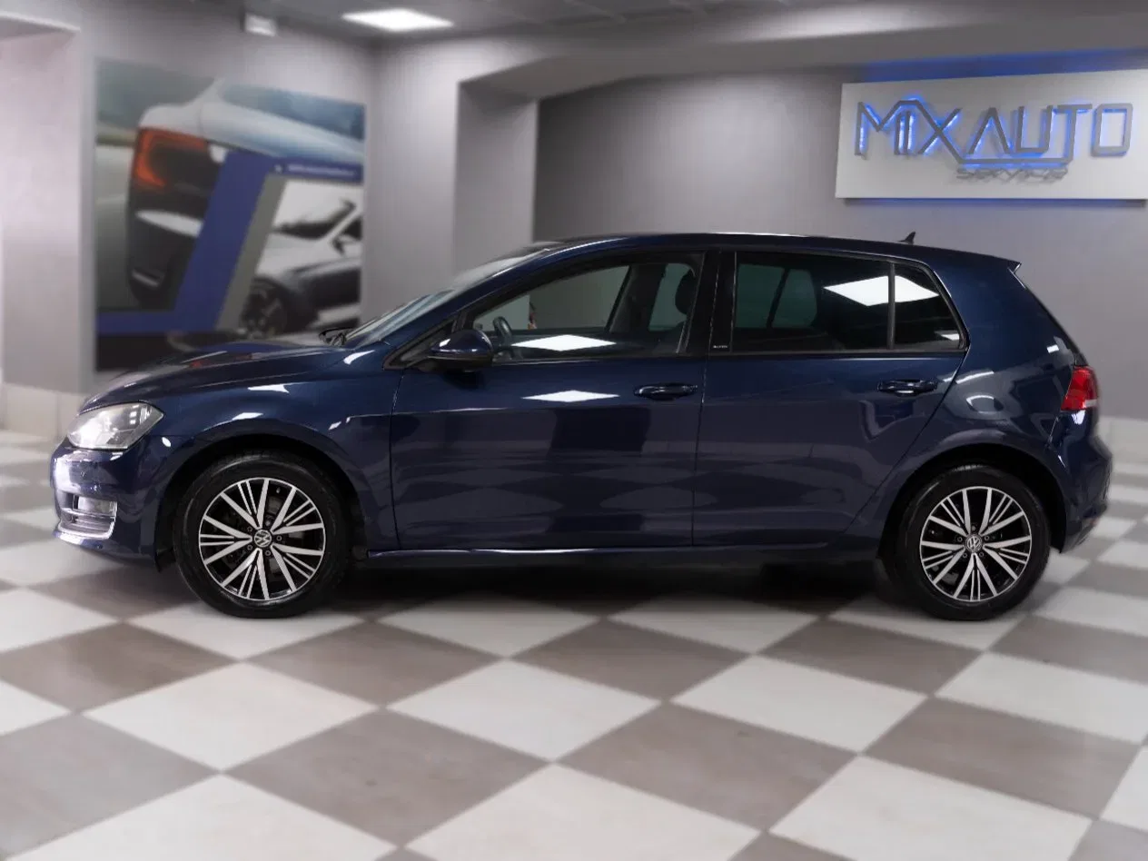 Volkswagen Golf 1.6 BTDI Comfortline 5 Porte 110CV EU6 foto 3