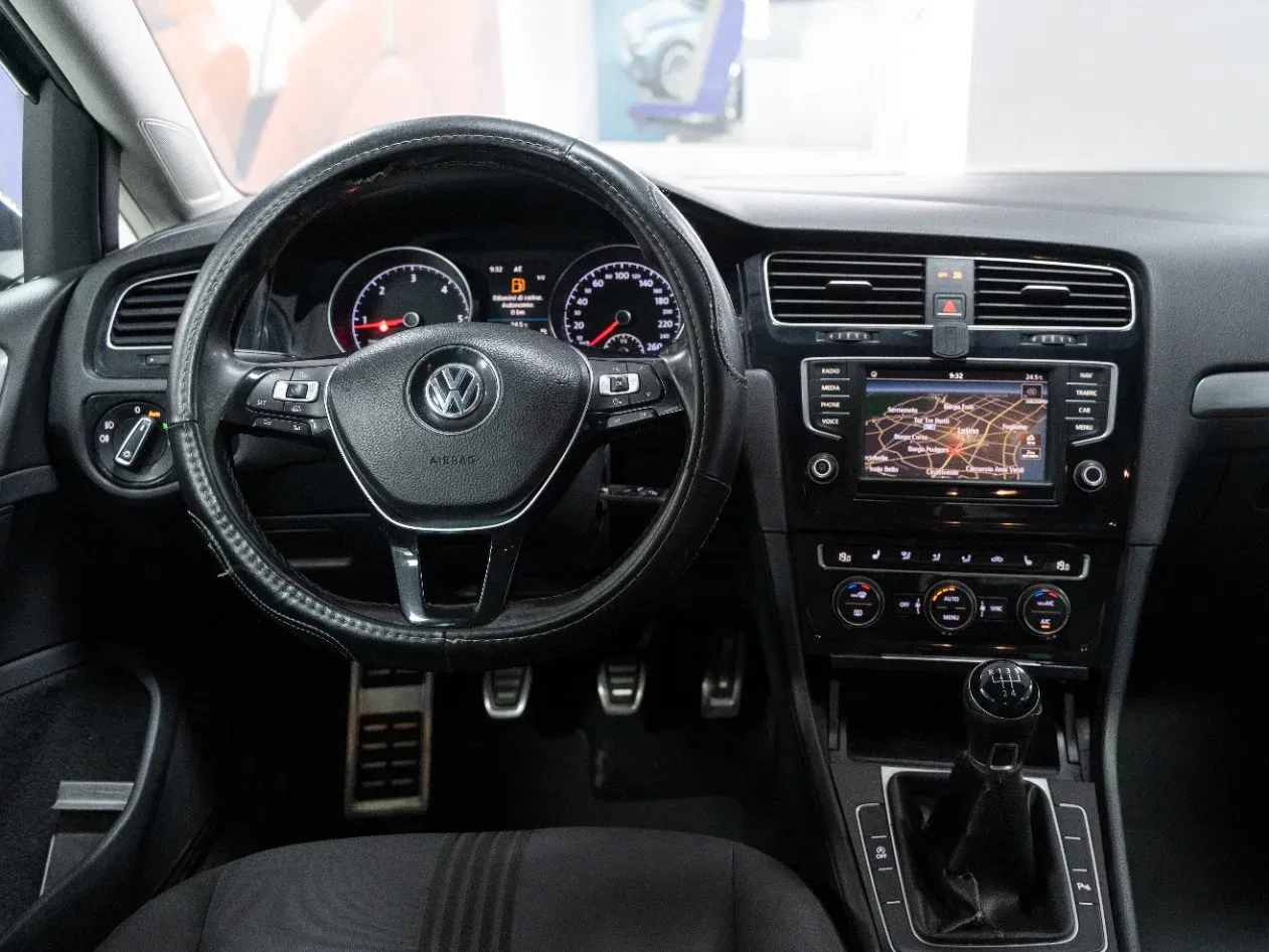 Volkswagen Golf 1.6 BTDI Comfortline 5 Porte 110CV EU6 foto 11