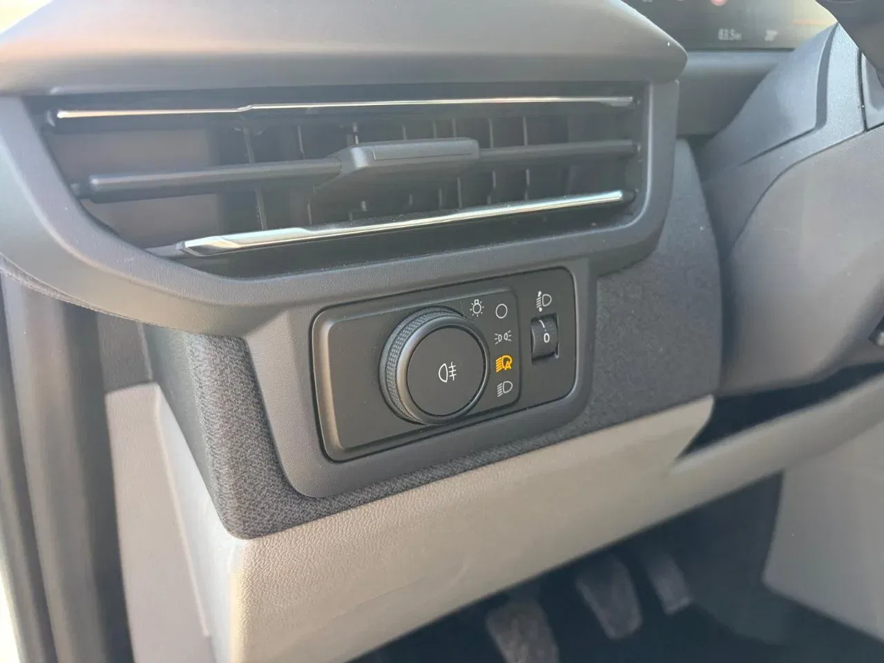 Ford Tourneo Custom *PROMO* 320 2.0 EcoBlue 136CV PL Titanium foto 20
