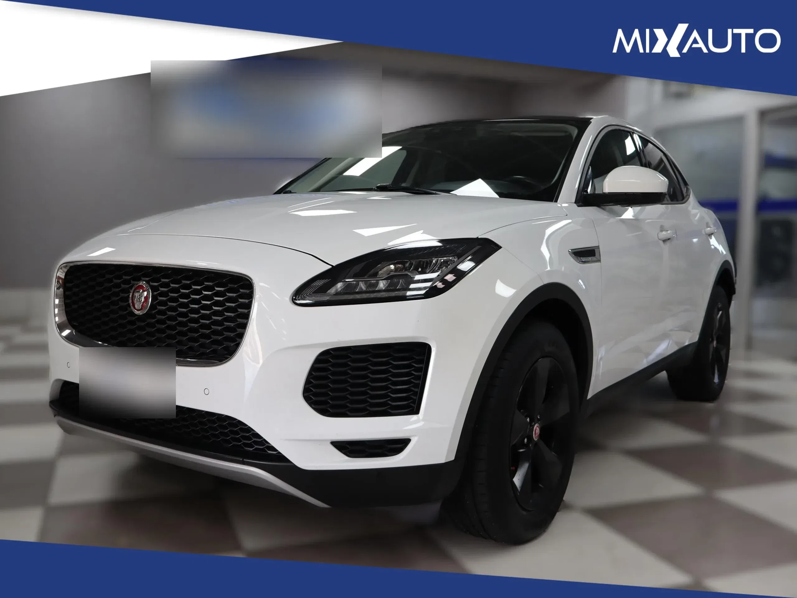 Jaguar E-Pace 2.0D I4 AWD 150CV AUTO foto 9