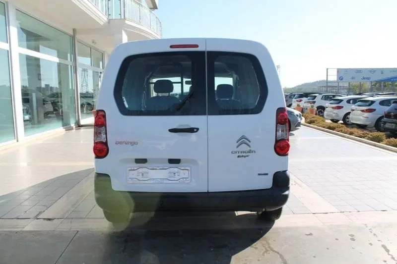 Citroen Berlingo BlueHDi 100 Van 3 posti Club L1 foto 5