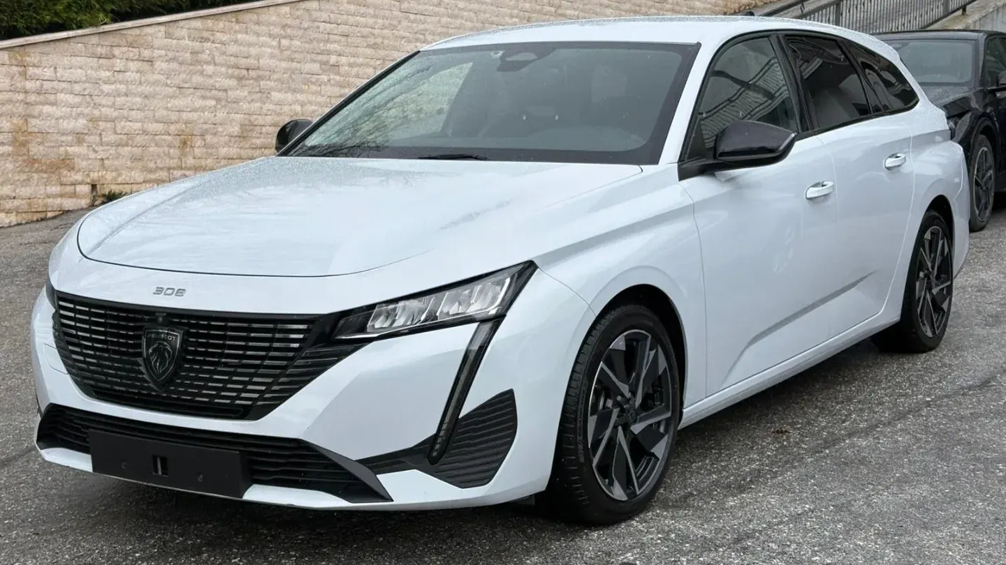 Peugeot 308 BlueHDi 130 S&S EAT8 SW Allure