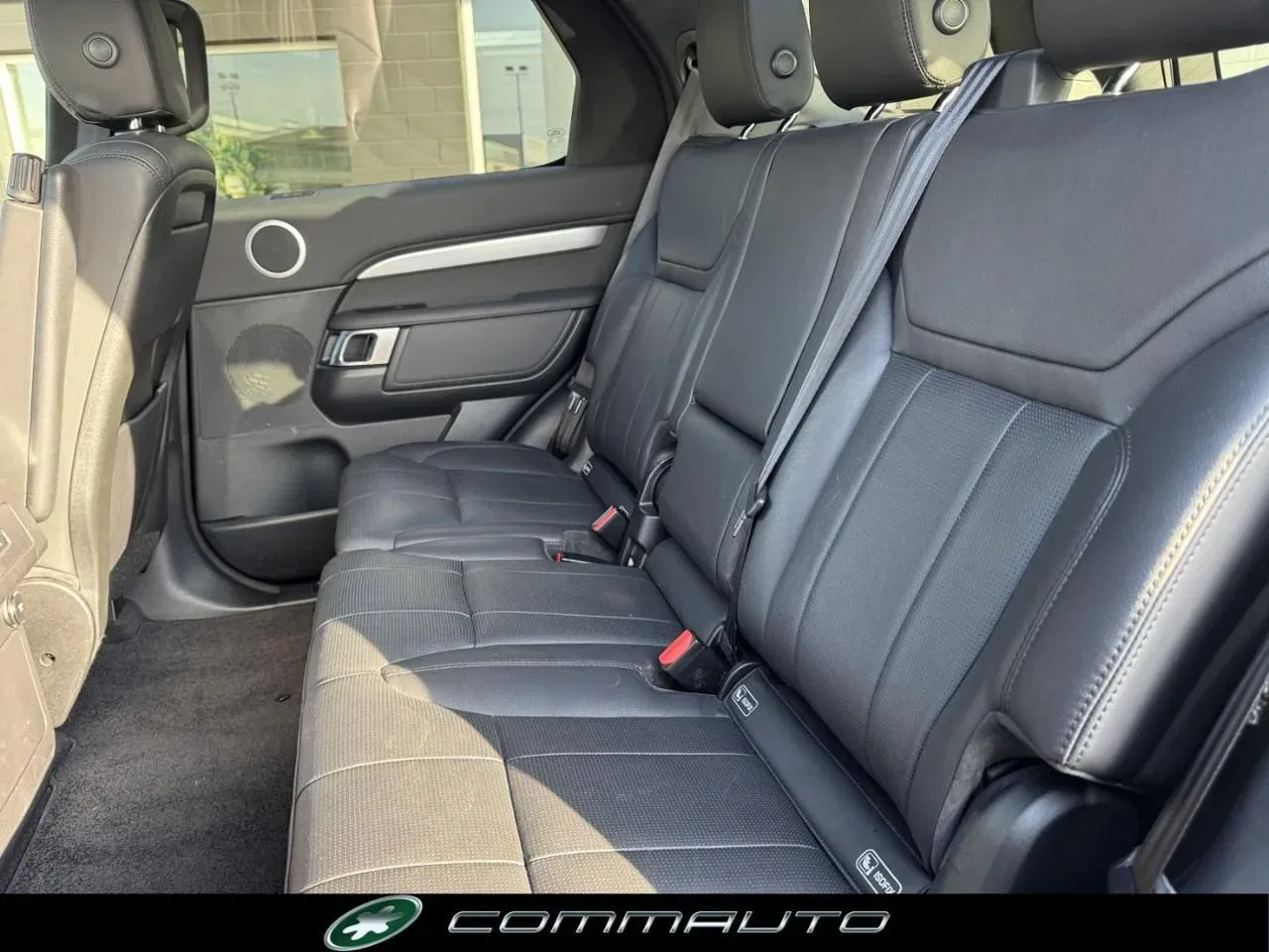 Land Rover Discovery 3.0 SDV6 306 CV Landmark Edition foto 26