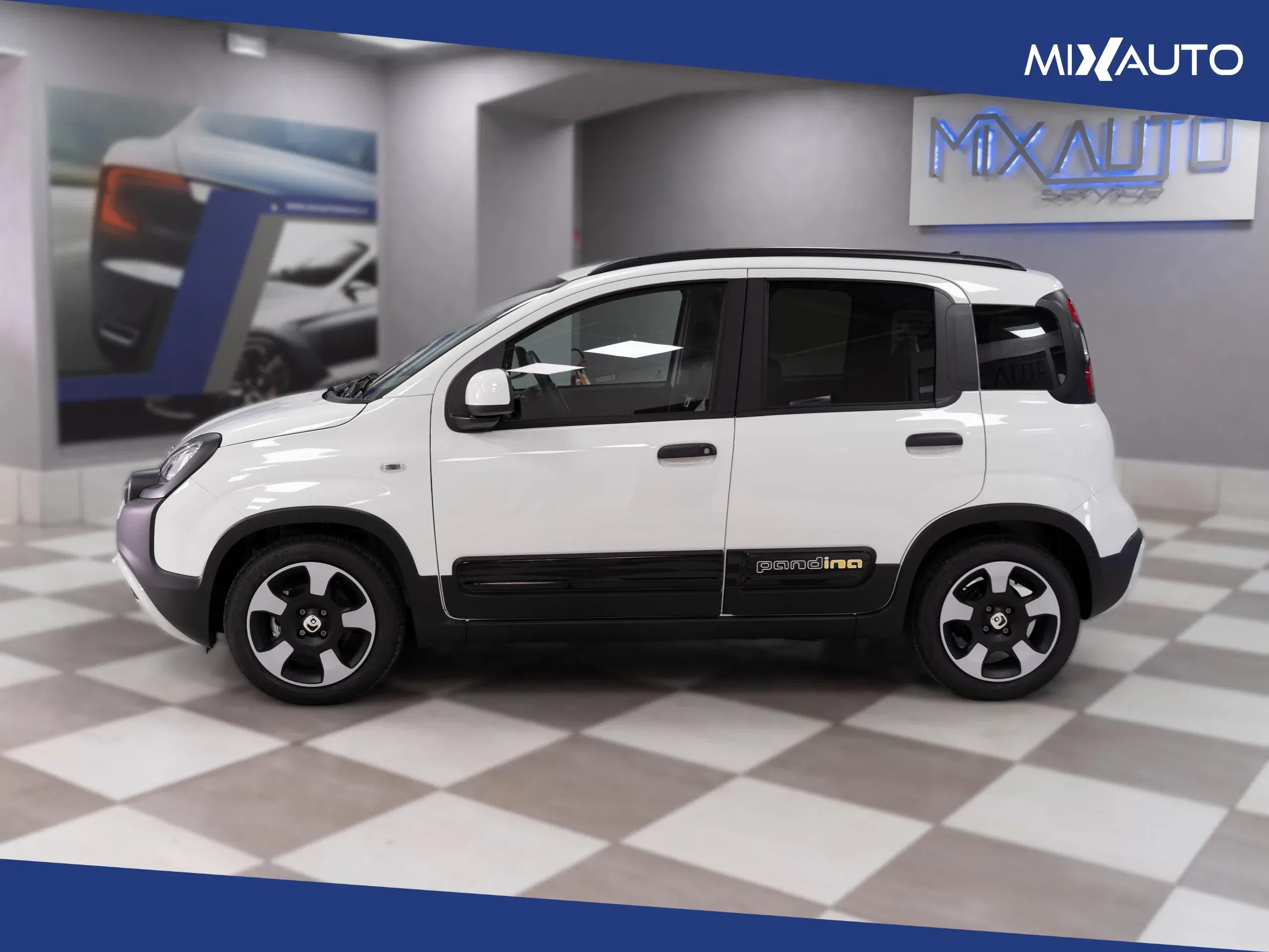 Fiat Panda Pandina Cross 1.0 Firefly Hybrid S&S 70CV foto 3