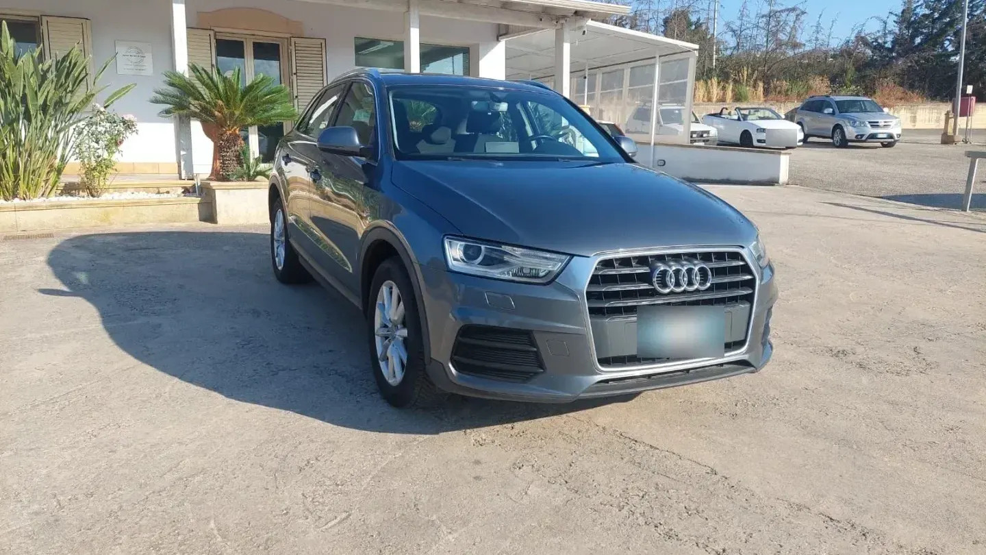 Audi Q3 2.0 TDI 150CV Business