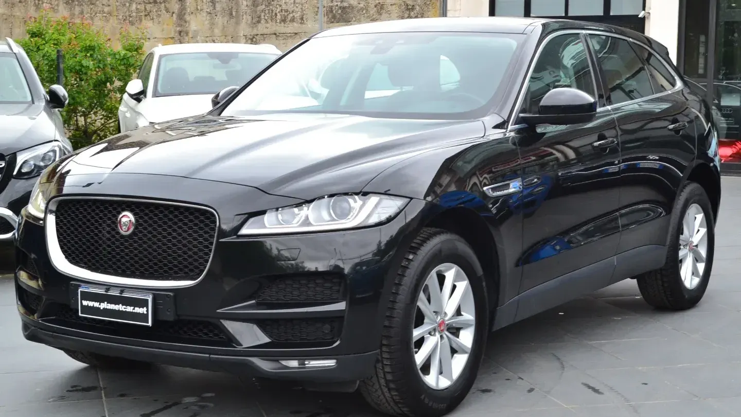Jaguar F-Pace 2.0 D 180 CV AWD aut. Prestige
