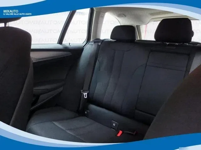 BMW 530 D Touring xDrive Business AUT EU6C foto 11