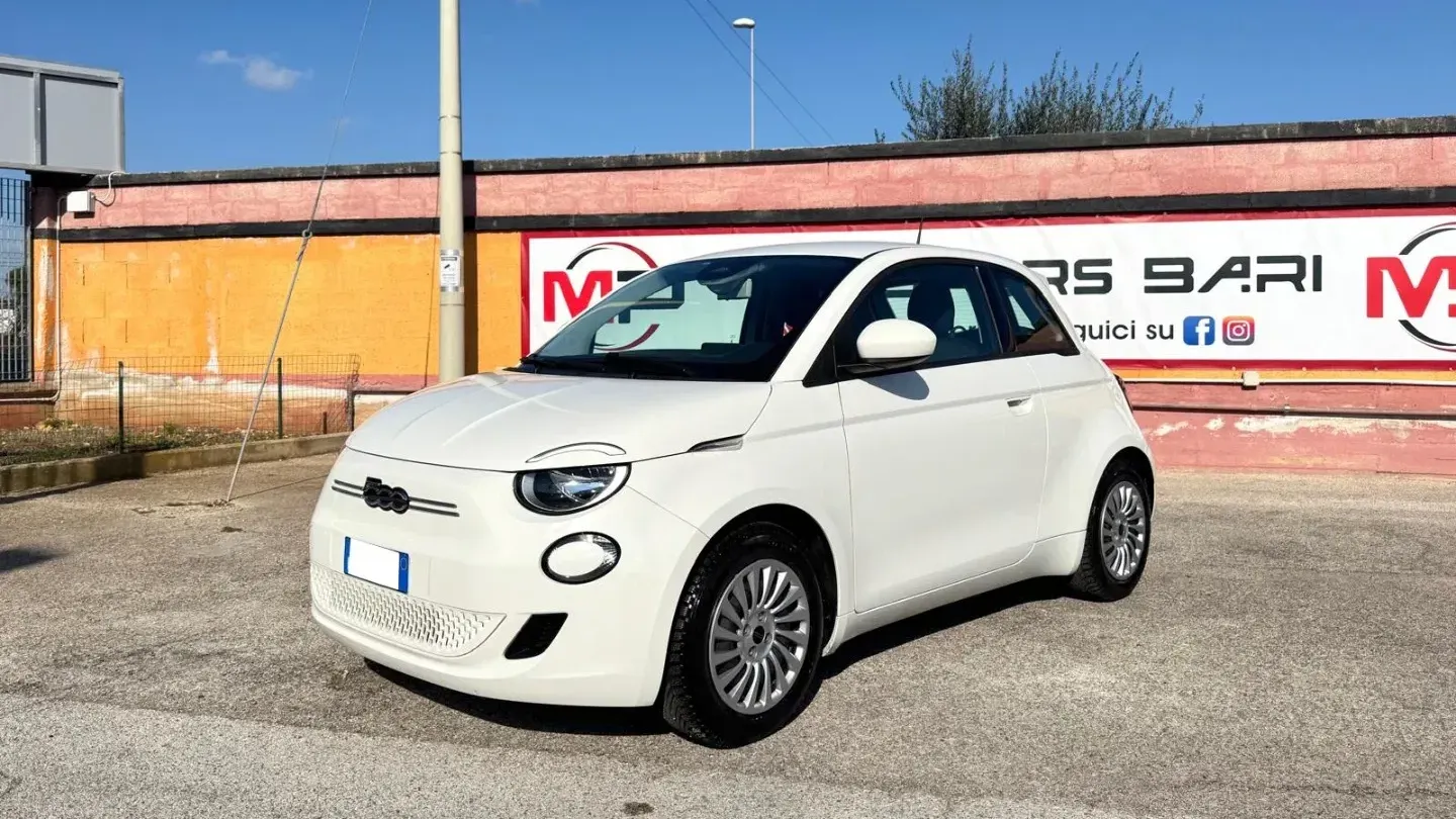 Fiat 500 ACTION BERLINA 43KW