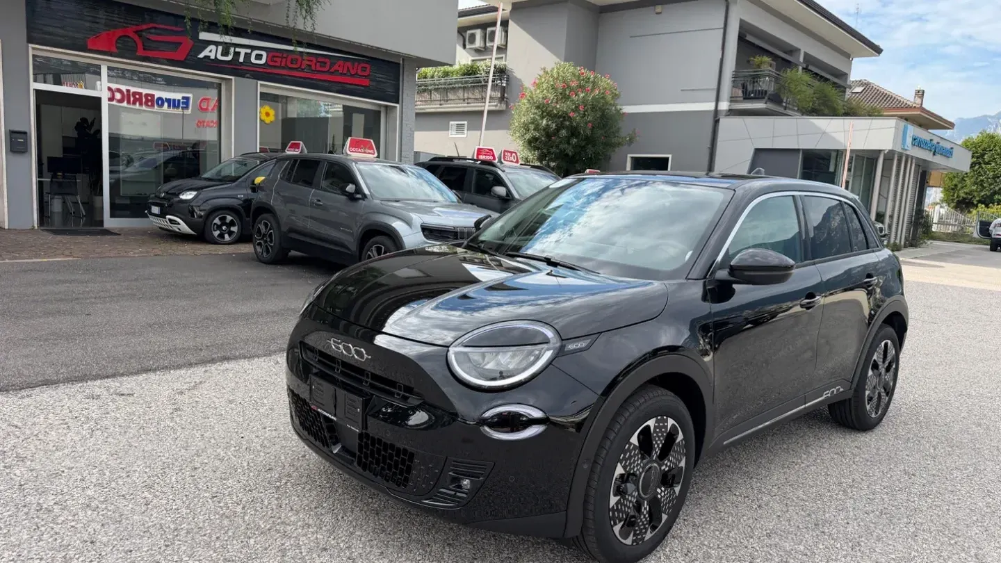 Fiat 600 Hybrid 110 CV DCT MHEV La Prima II