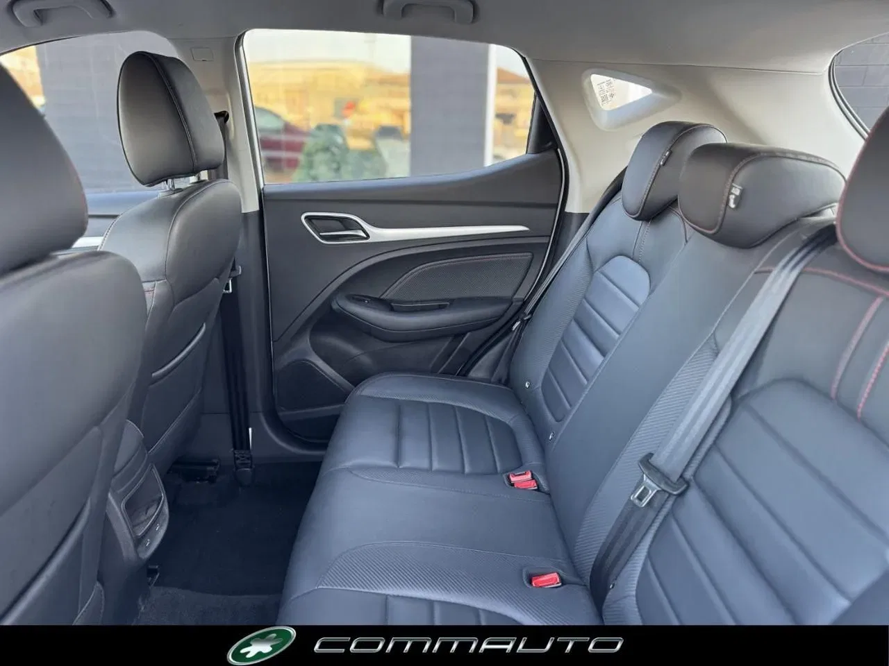 MG ZS 1.5 VTi-tech Luxury foto 27