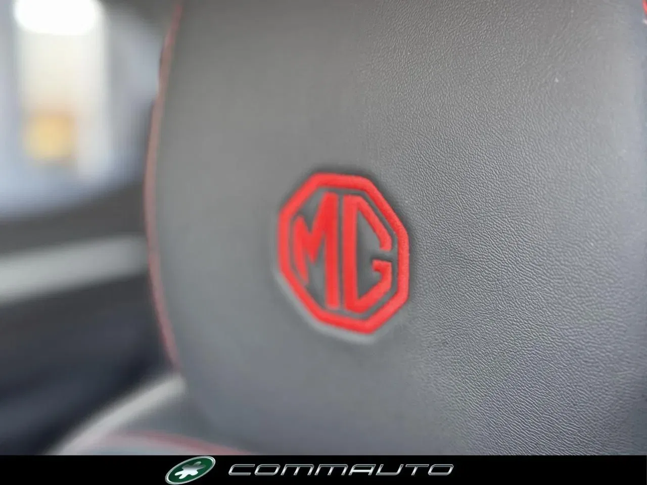 MG ZS 1.5 VTi-tech Luxury foto 15