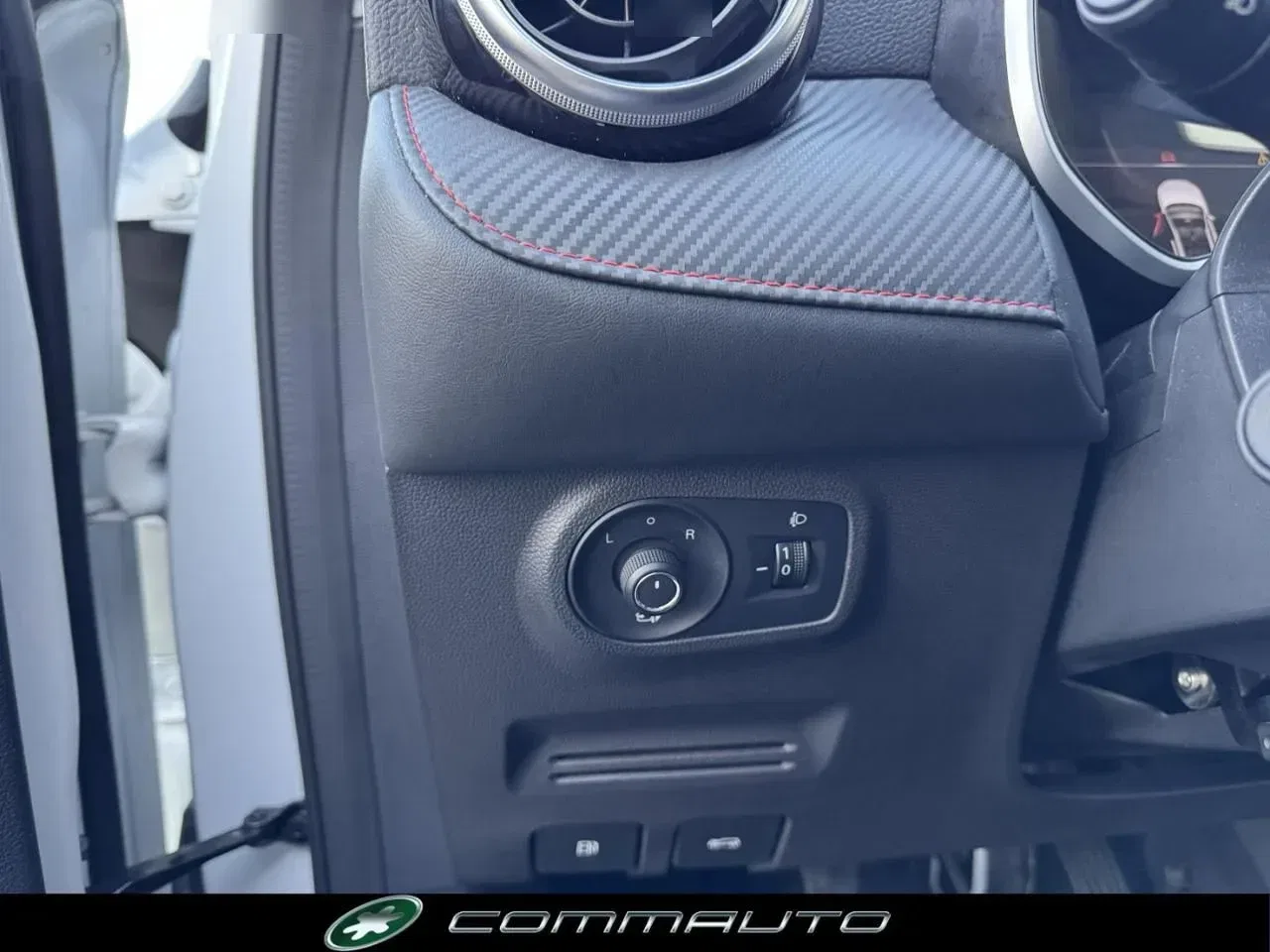 MG ZS 1.5 VTi-tech Luxury foto 14