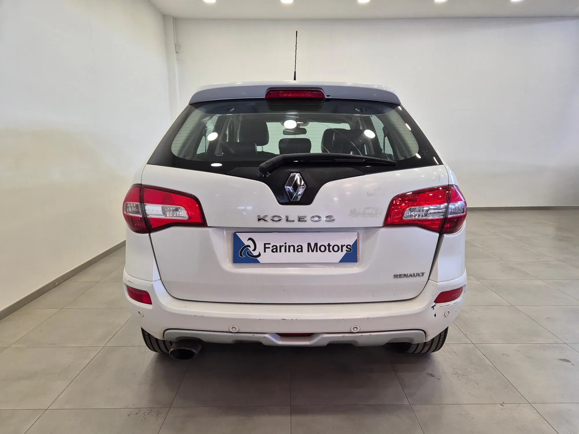 Renault Koleos 2.0 dci Luxe 4x4 150cv auto - PER COMMERCIANTI foto 4