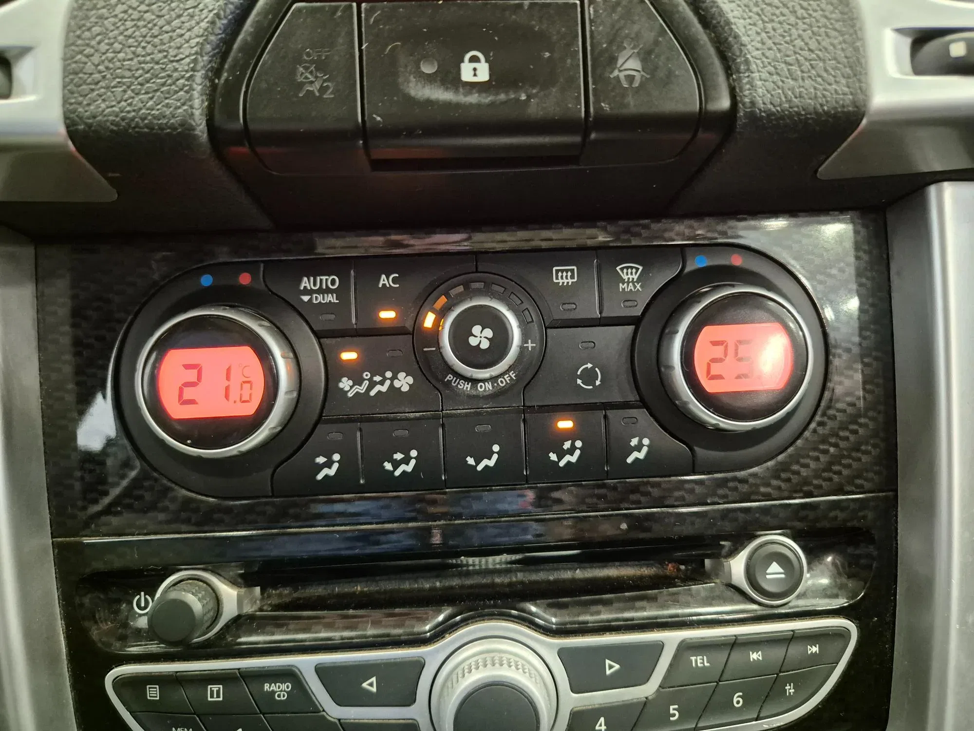 Renault Koleos 2.0 dci Luxe 4x4 150cv auto - PER COMMERCIANTI foto 12