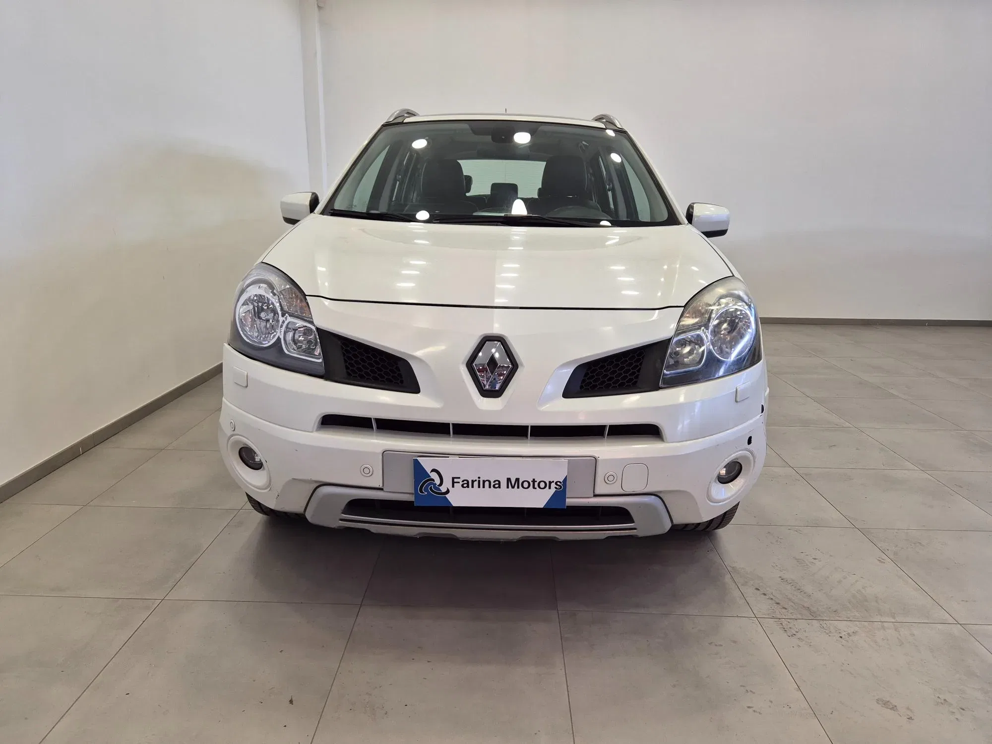 Renault Koleos 2.0 dci Luxe 4x4 150cv auto - PER COMMERCIANTI foto 2