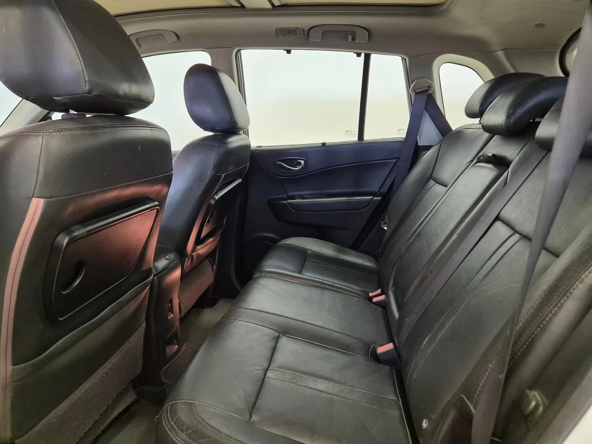 Renault Koleos 2.0 dci Luxe 4x4 150cv auto - PER COMMERCIANTI foto 13