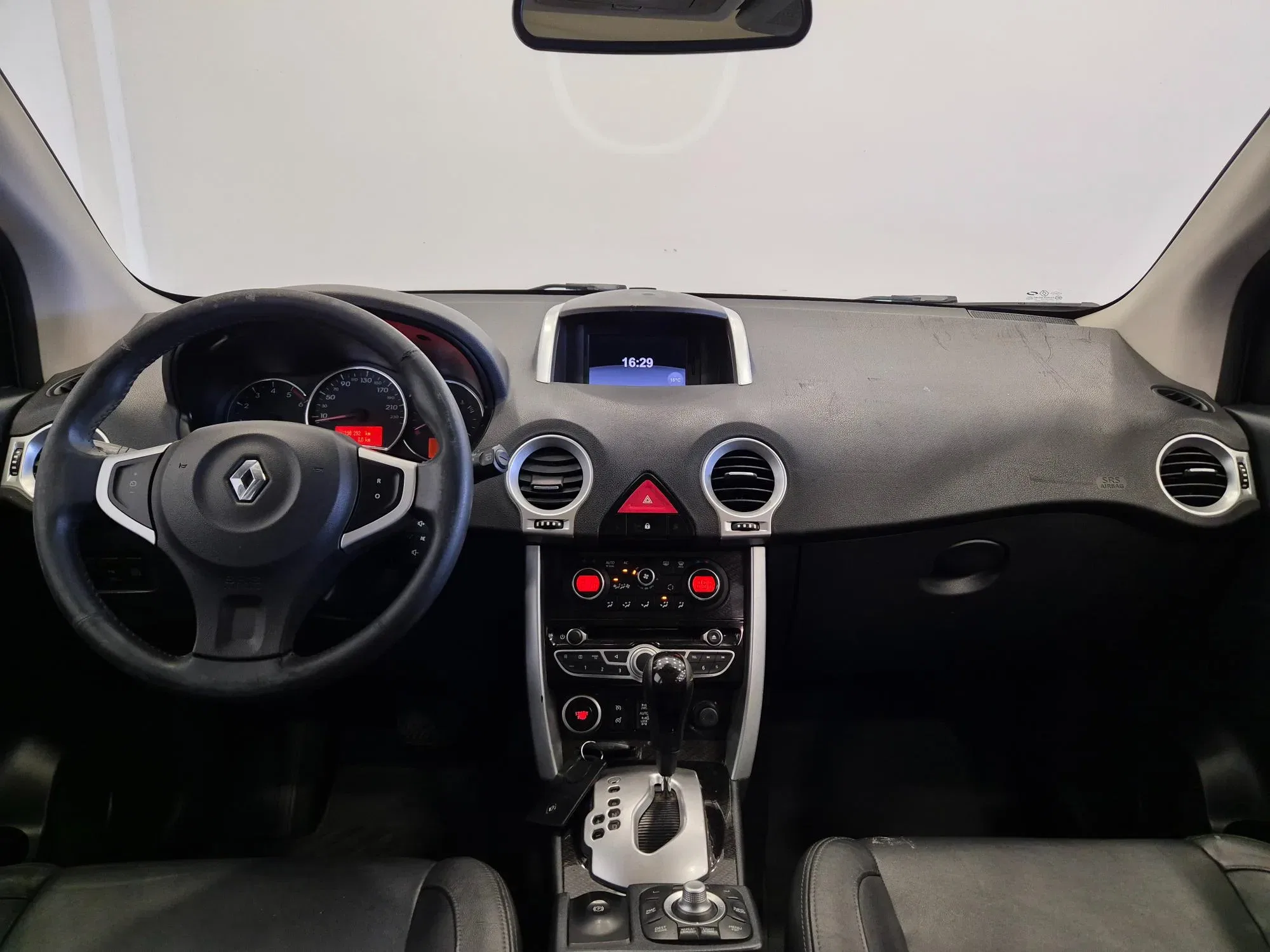Renault Koleos 2.0 dci Luxe 4x4 150cv auto - PER COMMERCIANTI foto 9