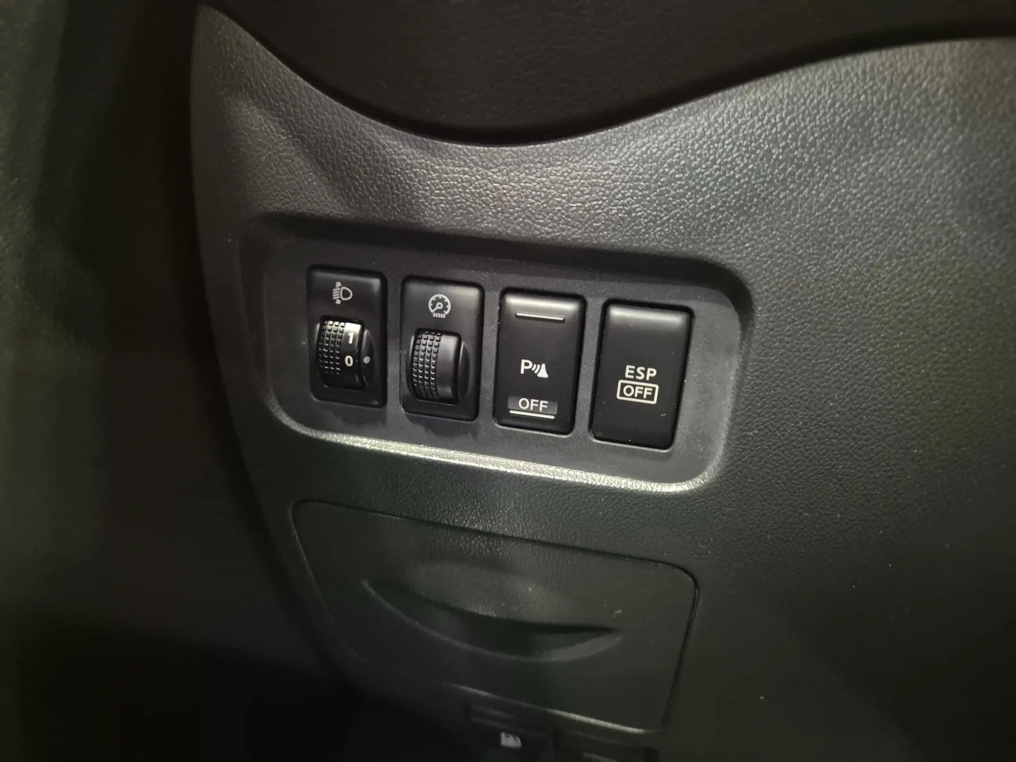 Renault Koleos 2.0 dci Luxe 4x4 150cv auto - PER COMMERCIANTI foto 28