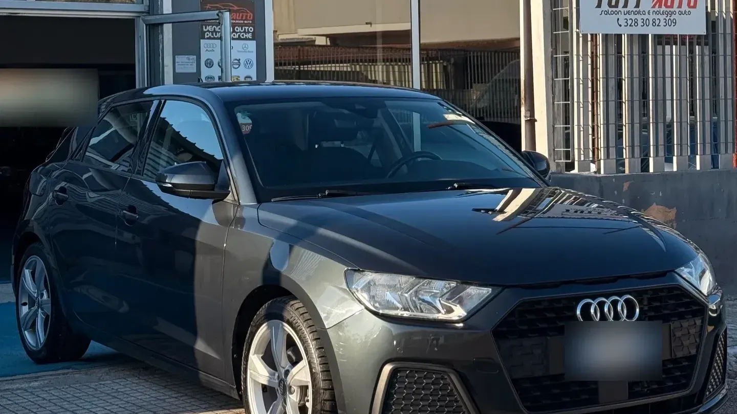 Audi A1 SPB 35 TFSI S tronic Identity Black