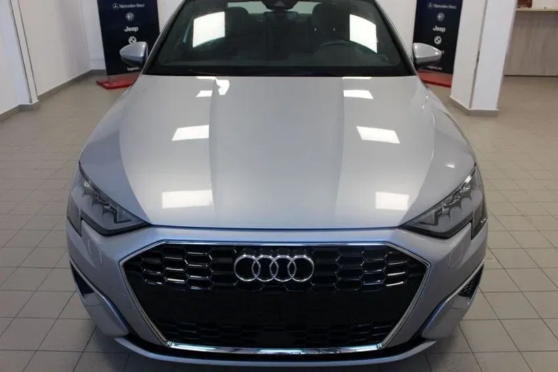 Audi A3 Sedan 35 TDI S tronic Business Advanced foto 2