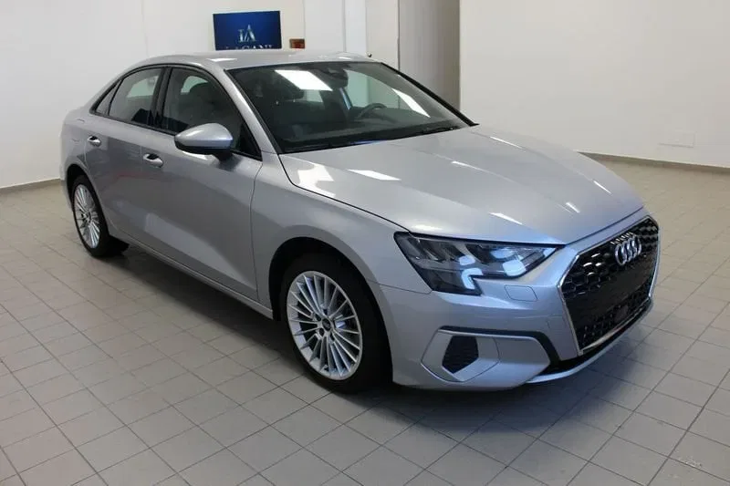 Audi A3 Sedan 35 TDI S tronic Business Advanced foto 4