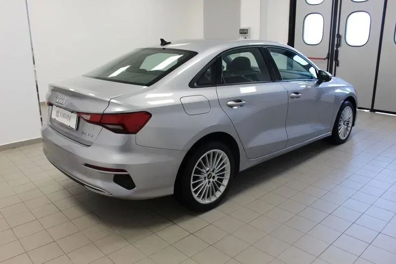 Audi A3 Sedan 35 TDI S tronic Business Advanced foto 3