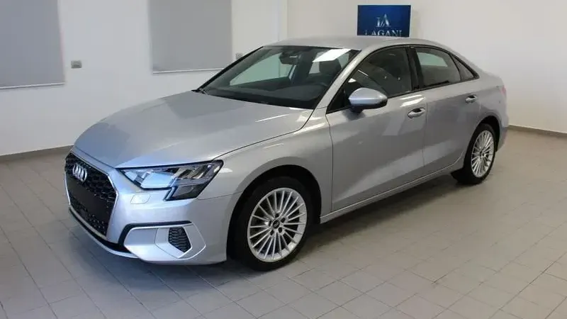 Audi A3 Sedan 35 TDI S tronic Business Advanced