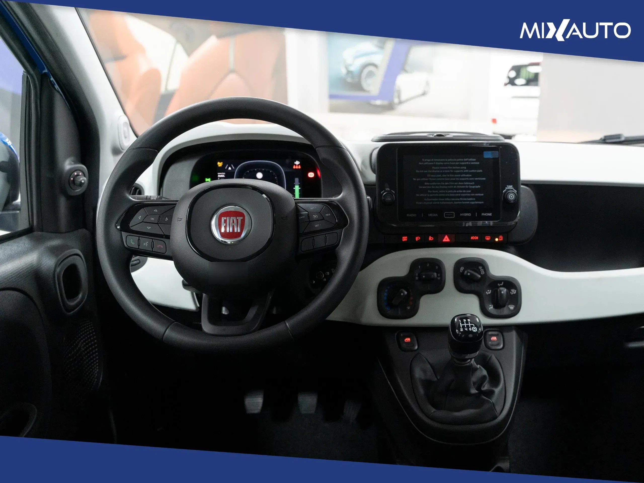 Fiat Panda Pandina Cross 1.0 Firefly Hybrid S&S 70CV foto 11